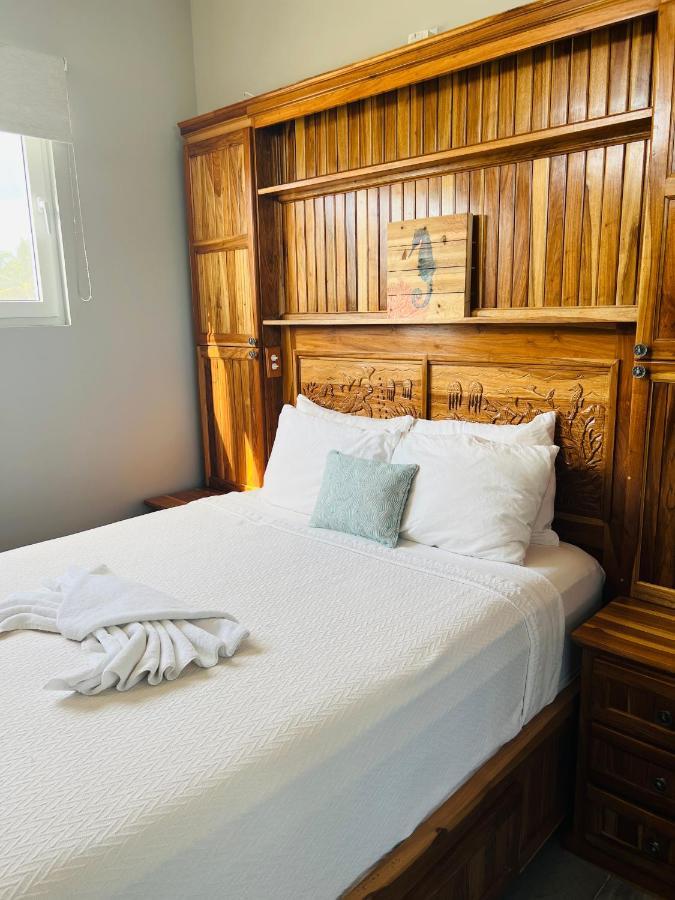 Ocean Breeze Hotel Placencia Ngoại thất bức ảnh